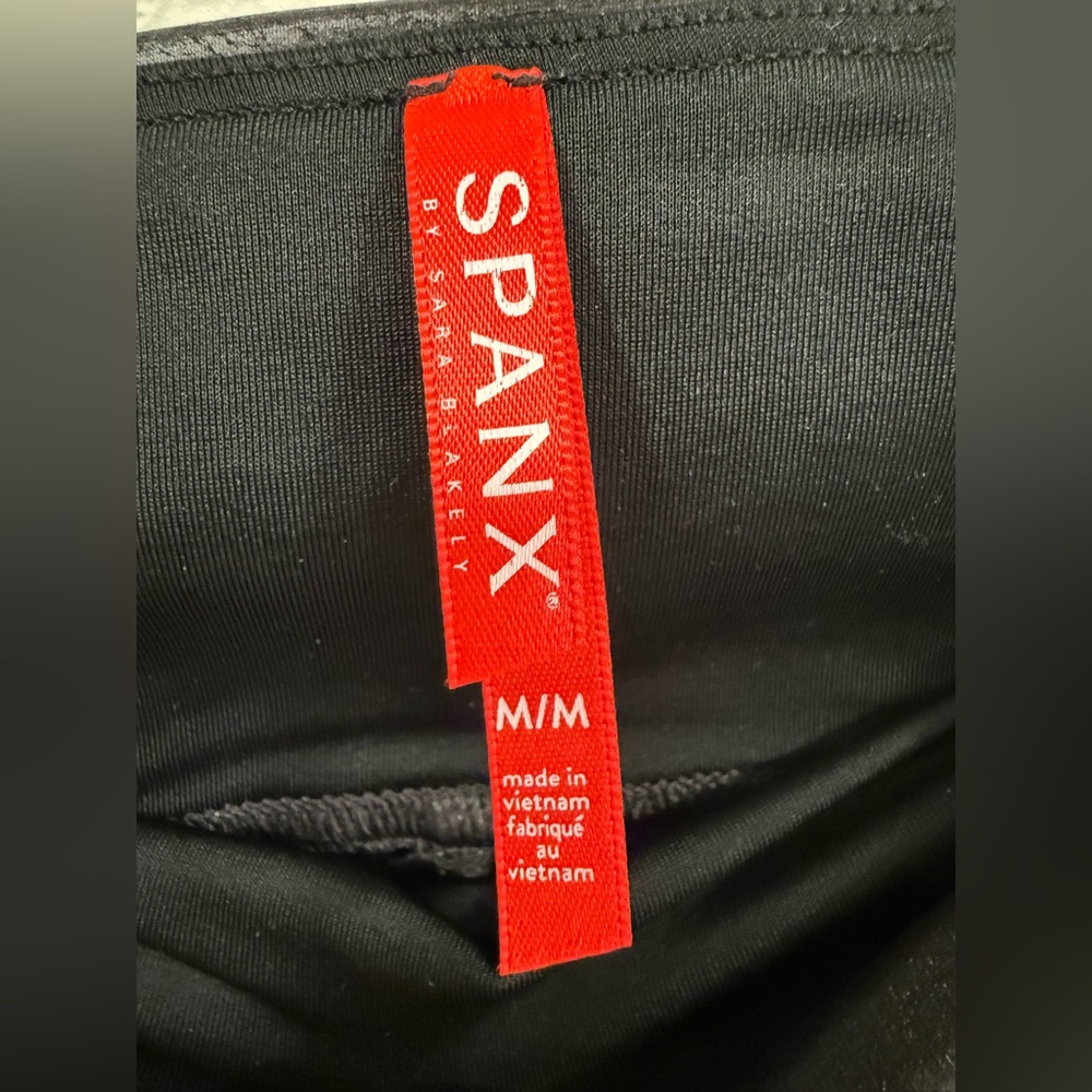 SPANX Black Shiny Leggings - Picture 5 of 5